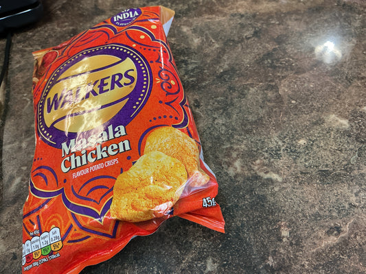 WALKERS MASALA CHICKEN CRISPS