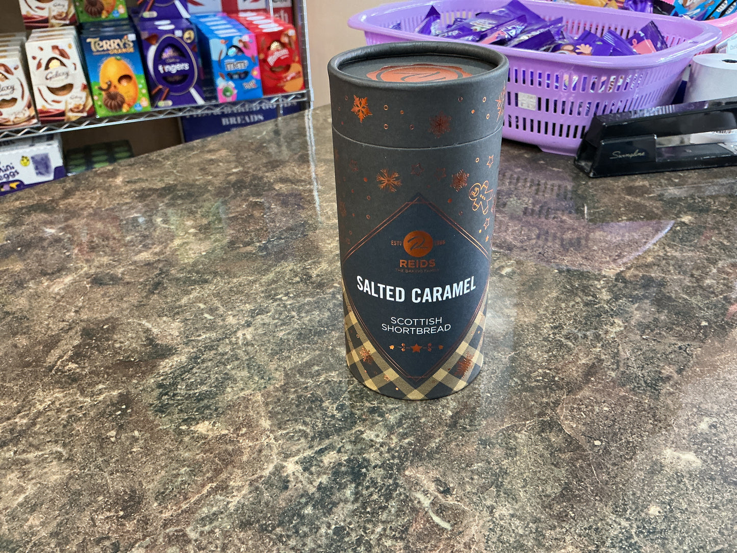 REIDS SALTED CARAMEL SCOTTISH SHORTBREAD TUBE 150G