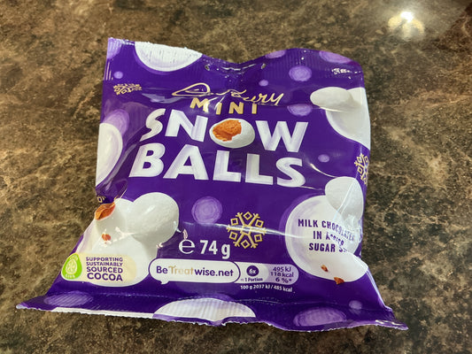 CADBURY MINI SNOW BALLS 74G