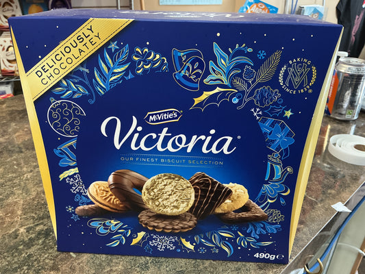 MCVITIES VICTORIA SELECTION 490G