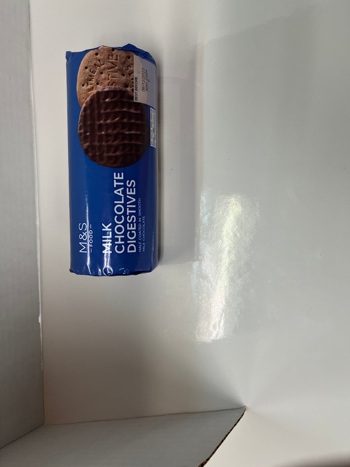 M&S Milk Chocolate Digestives 300g