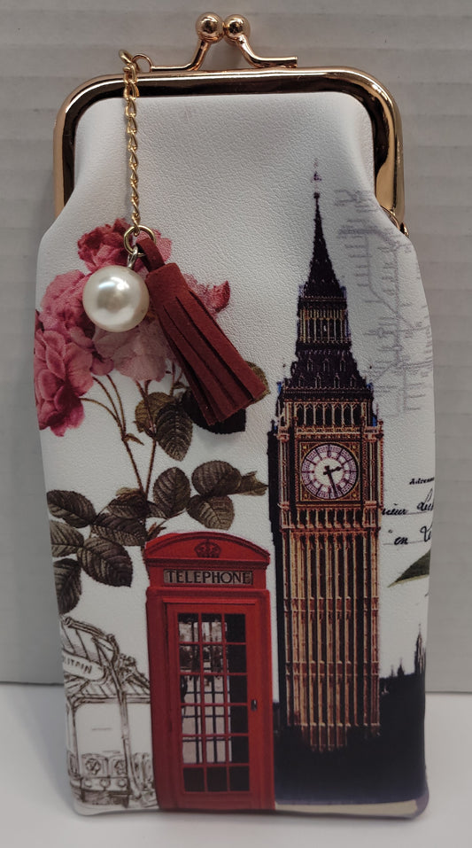 Unquie London scenery themed eyewear case with chain tassle & bead. Open from top side with a change purse style clasp.
