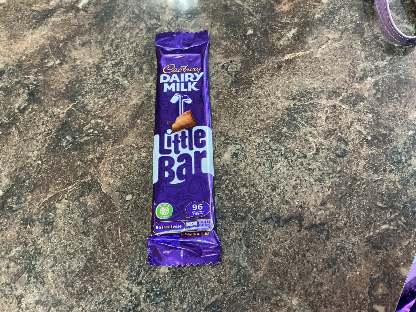 CADBURY DAIRY MILK LITTLE BAR 18G