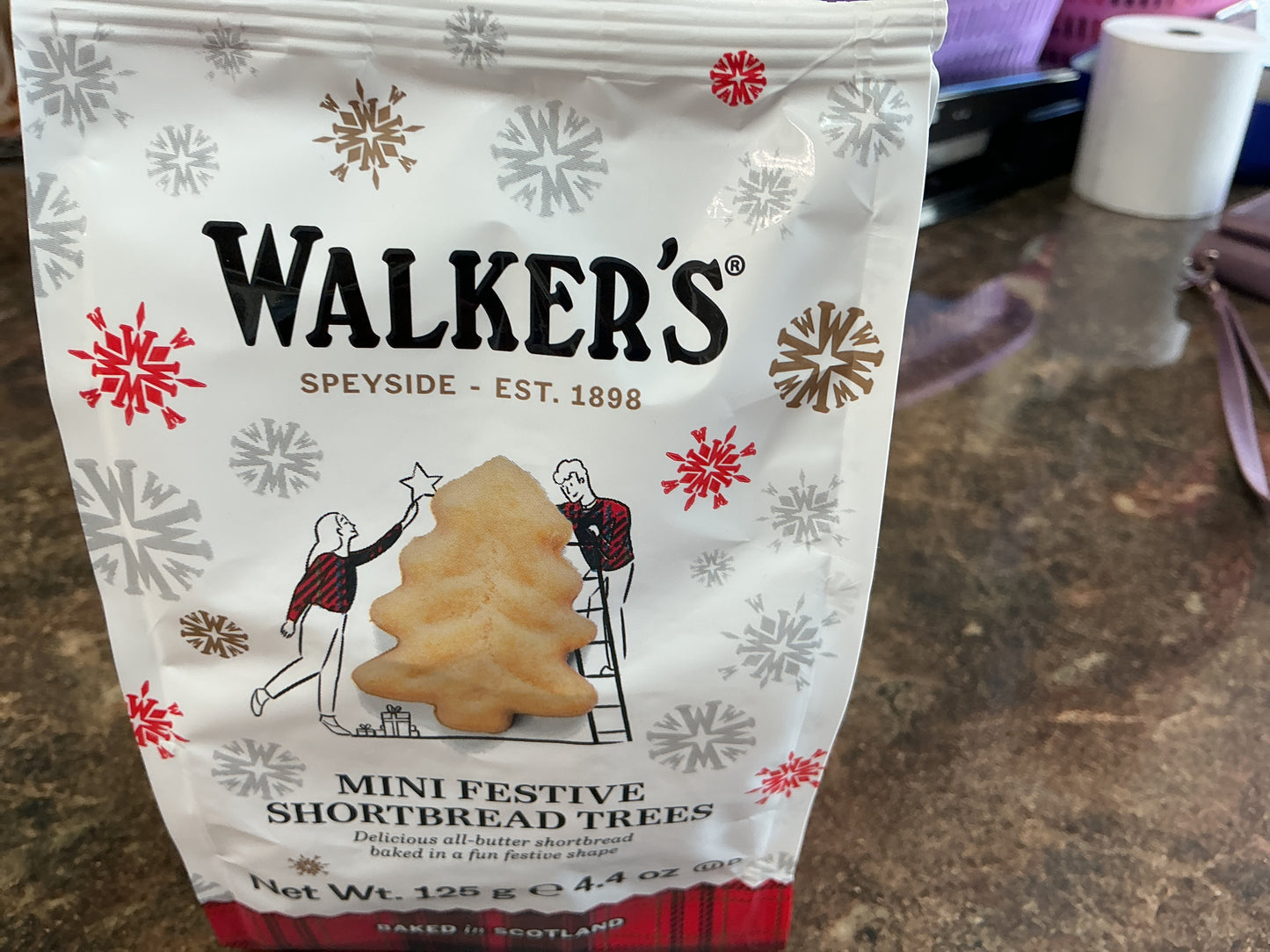 WALKERS MINI FESTIVE SHORTBREAD TREES 125G