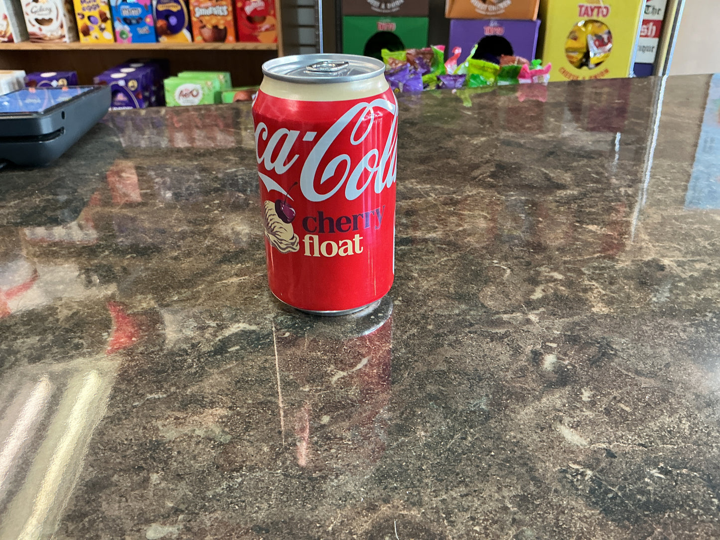 COCA COLA CHERRY FLOAT 330ML