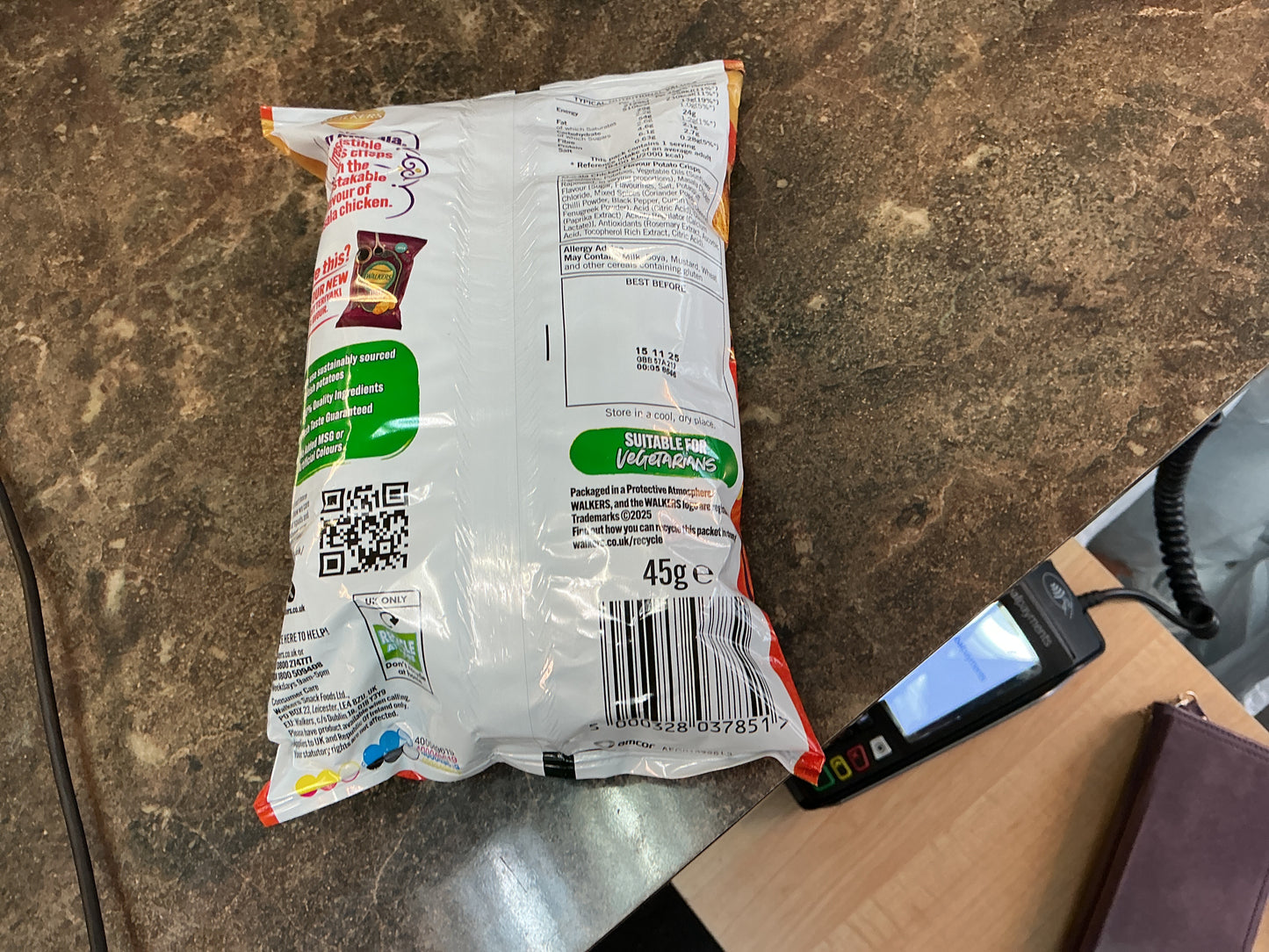 WALKERS MASALA CHICKEN CRISPS