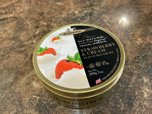 SIMPKINS STRAWBERRY & CREAM