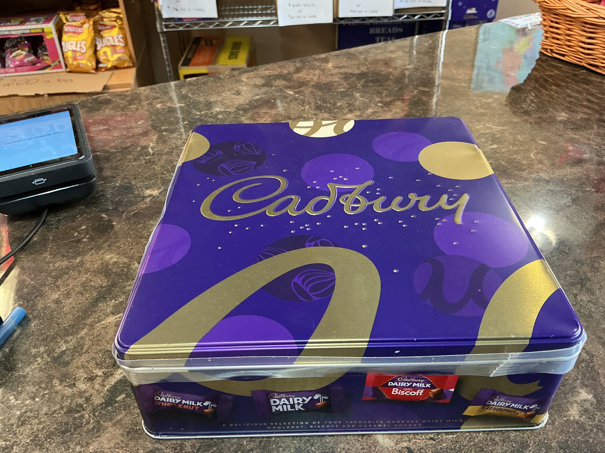 CADBURY CHUNKS TIN 600G