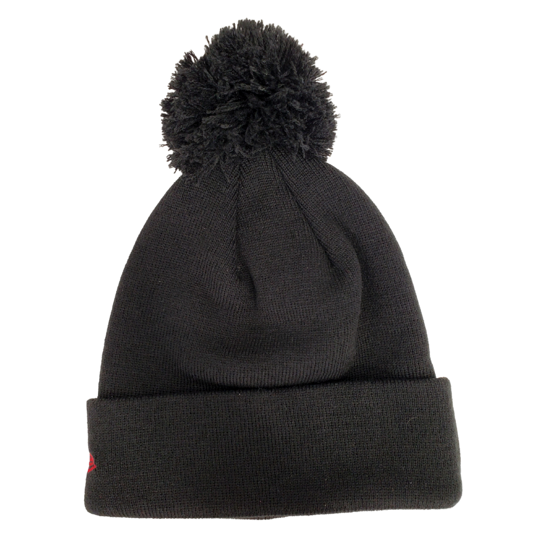 Stay warm in cozy in this official Red Devils FC cuffed knit toque. This toque features a fun pom on top and the famous Red Devils logo. The cold weather will not prevent you from showing off team loyalty! One size fits most with the soft stretch fit fabric. 