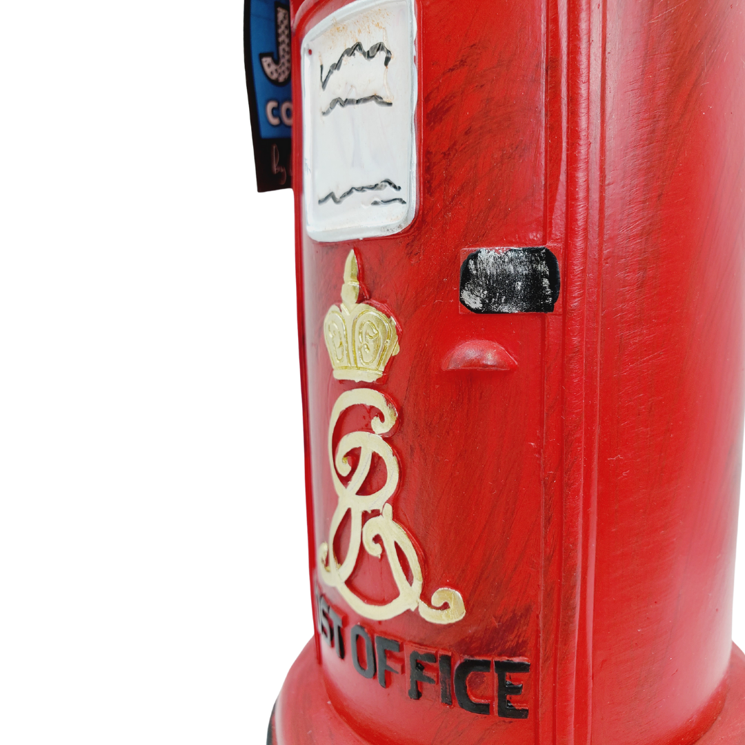 This red post box is iconic in Great Britain. Save your change with a little help from this adorable red post box money bank. Not only does it help you to save some money, but you also get to add a little British flair into your home! 